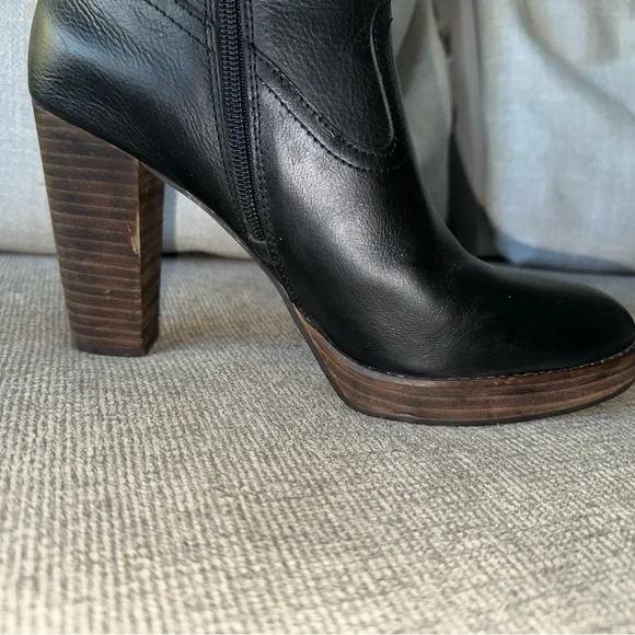 Lucky Brand Black Leather Boots - Picture 3 of 12